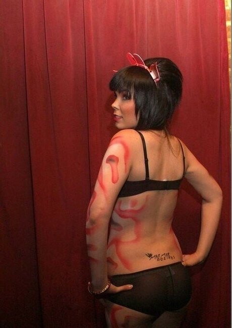 Suzy Berhow onlyfans post