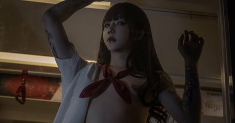 Izayoirui onlyfans leaked.