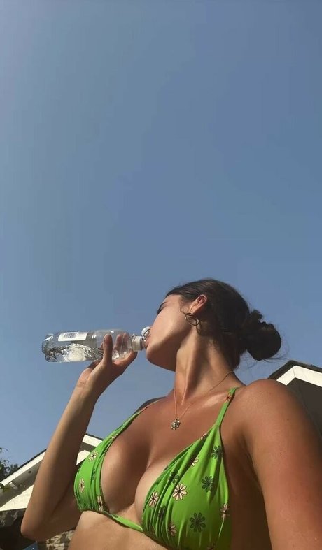 Sophie Slape only fans photos