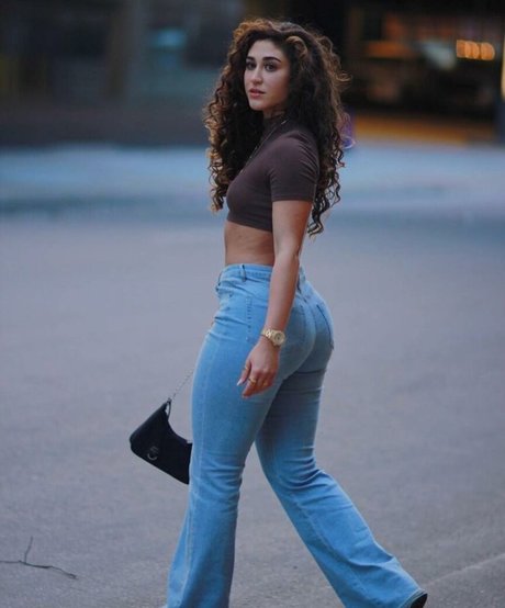 Leana Deeb onlyfans
