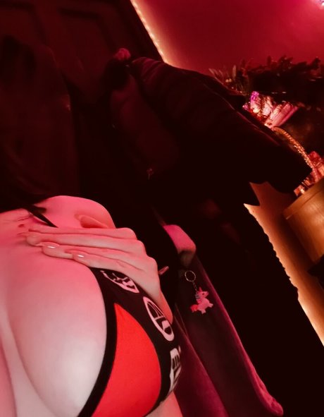 Elerievans onlyfans nude