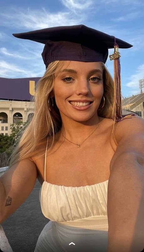 Reagan Campbell nude onlyfans