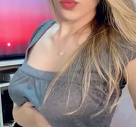 Helen Japa onlyfans content type