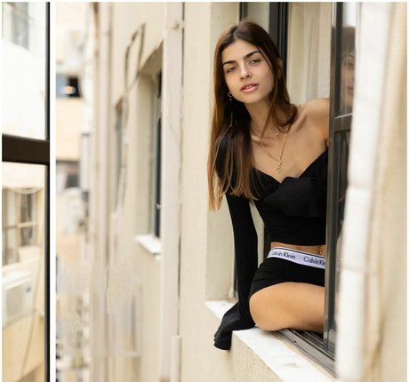 Gaya Gold onlyfans naked leaks