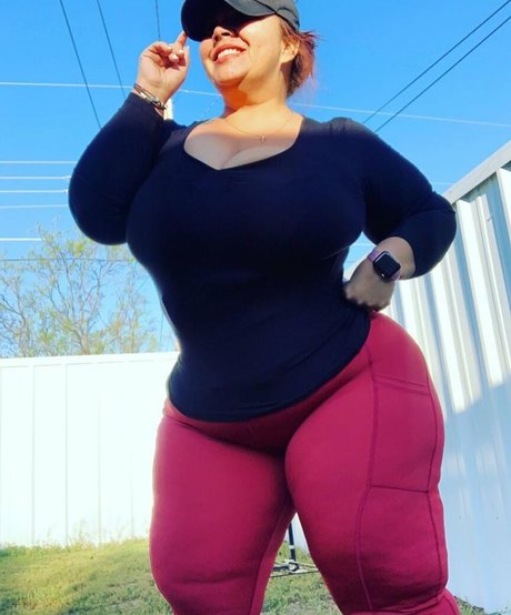 SueAnn onlyfans nude pictures