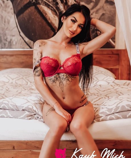 YakuzaMedusa onlyfans nude pictures