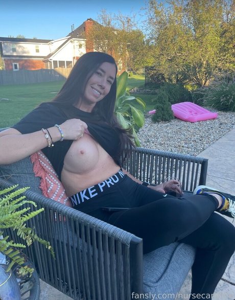 nursecaroline6969 nude leaks onlyfans