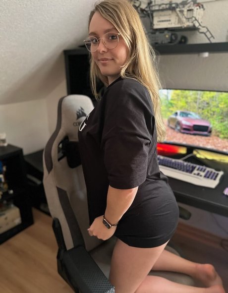 kathi tt8s onlyfans leak nude