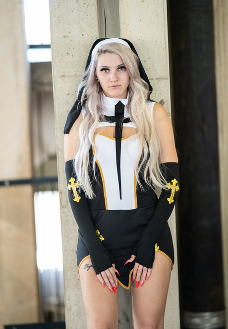 Captainraelynn onlyfans model