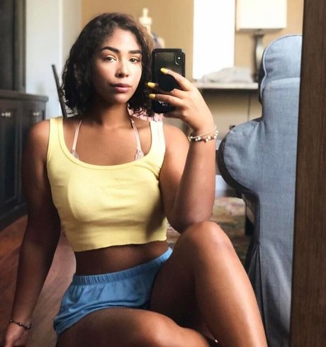 Holland Hoelland nude onlyfans porn