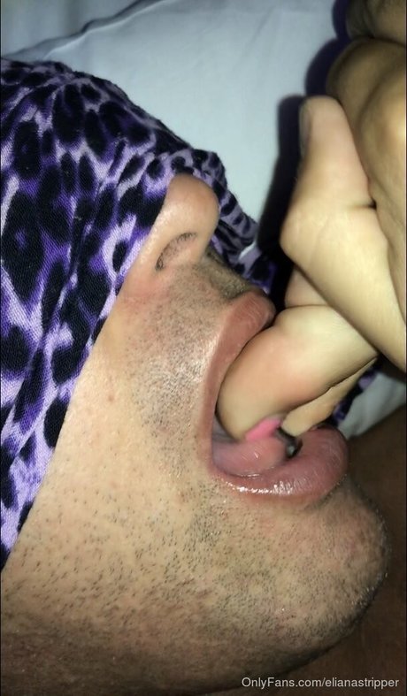 ElianStriper only fans nude leaks