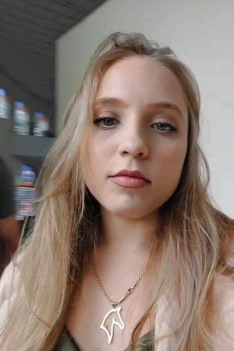 Isabella Viana onlyfans naked pics