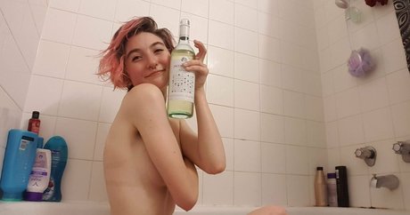 emmanoodle onlyfans leaked.