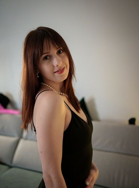 blackbee lili onlyfans pics