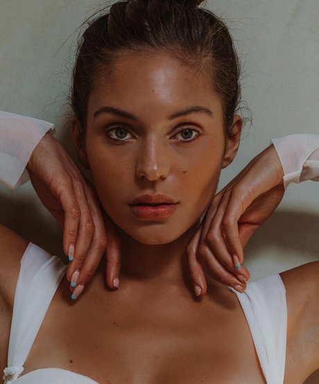 Alyssa Lynch onlyfans leaked