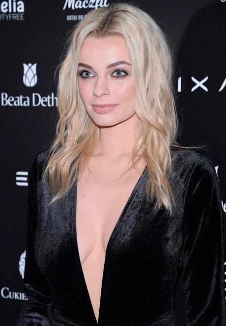 Karolina Bielawska only fans content