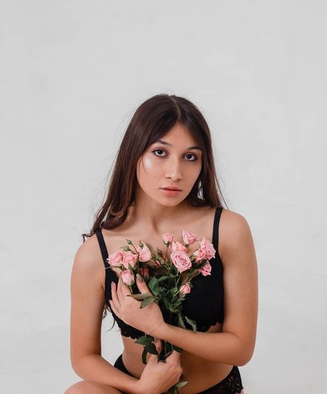 Yulia Sweet Girl onlyfans leaks sex