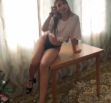 Yulia Sweet Girl nude onlyfans leaked