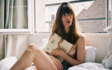 Louise Follain onlyfans gratis