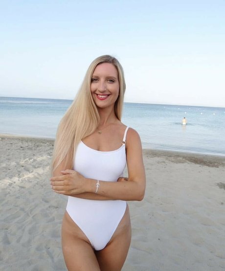 Lana Briski onlyfans nude