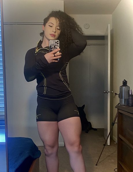 Curly Exotic onlyfans content type