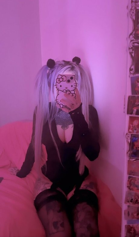 levisiis onlyfans nude content