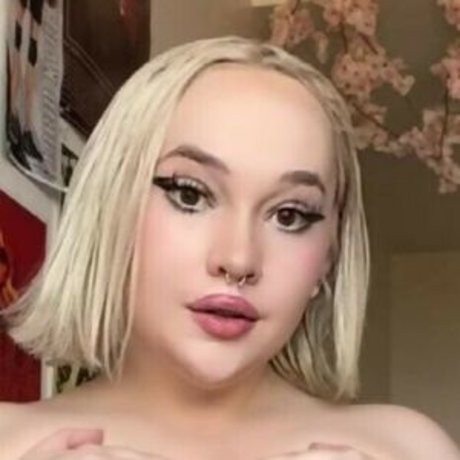 Nena Magana onlyfans model photo