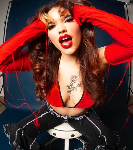 Maxine Ashley onlyfans lean