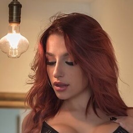 Izzie xx leaked onlyfans