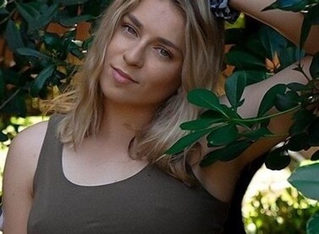 Isabella Corrine onlyfans posts