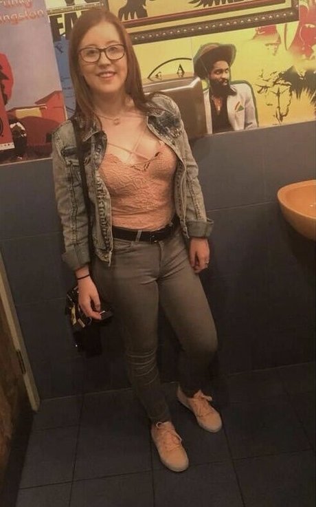 Bristol Girls onlyfans leaks sex