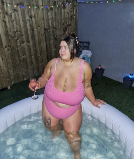 Aimee Turley onlyfans archives