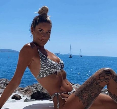 Roxan Hughes free onlyfans