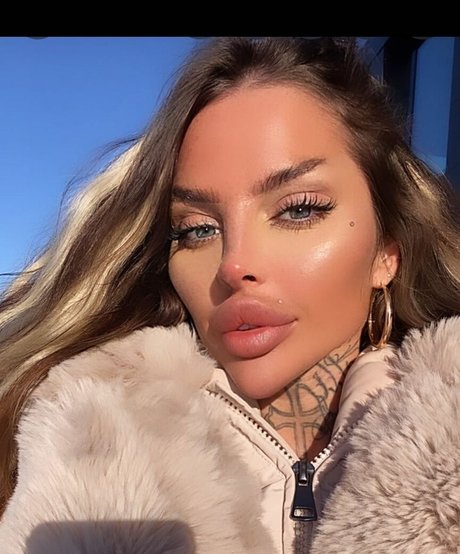 lola official free onlyfans