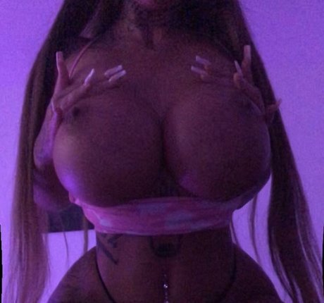 lola official onlyfans gratis