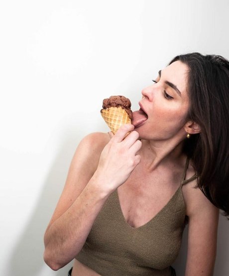 Vanessa Dora Lavorato onlyfans leaked nudes