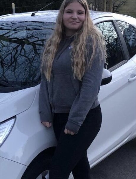 Aline Zwahlen only fans sex