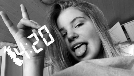 Aline Zwahlen onlyfans leaked