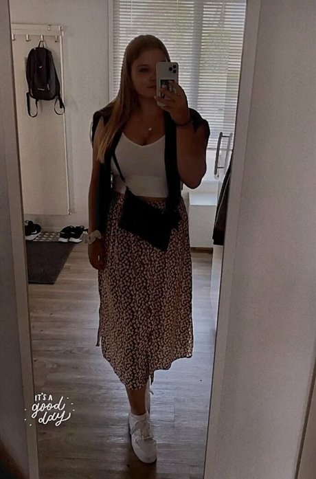 Aline Zwahlen leaked onlyfans naked