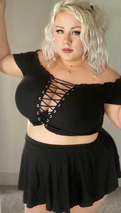 Lacey Summers xxx only fans