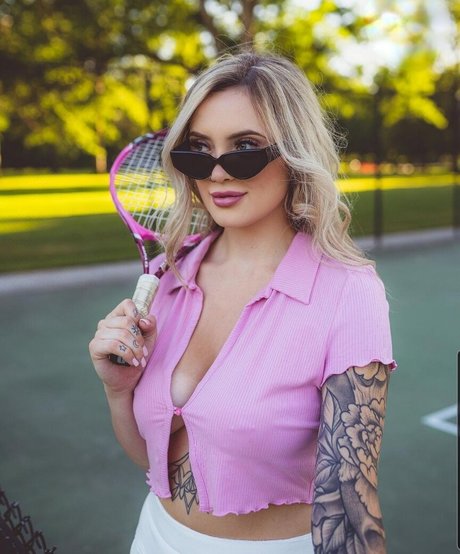 Cassidy June nude on onlyfans