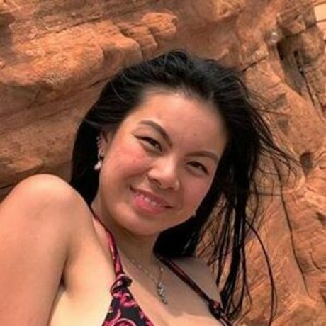 kaitlinshee onlyfans public photos