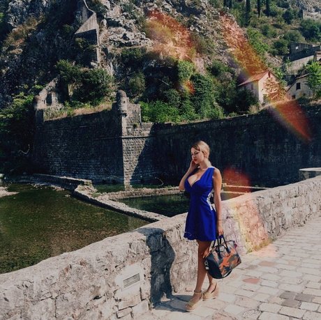 Elena Dostic onlyfans leak ass