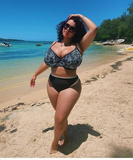 Hunnymims boobs onlyfans