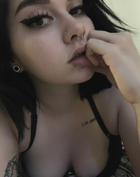 Jisatsuwaifu naked leaked onlyfans