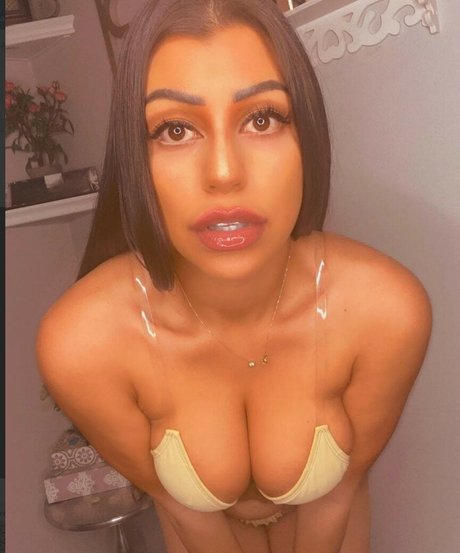Delice Nadia onlyfans porn leaked