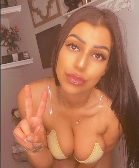 Delice Nadia leaked only fans nudes