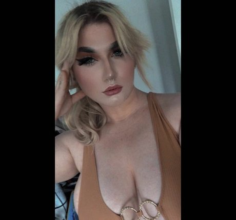 Sophie C Profile pic