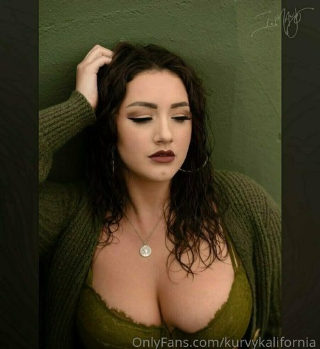 Kurvy Kalifornia joi onlyfans