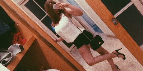 Elissa T is on onlyfans